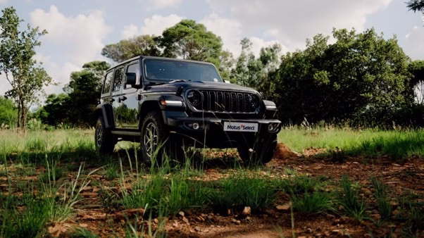 Jeep-1-1 How the Jeep Wrangler Fuels Your Padel Passion in South Africa